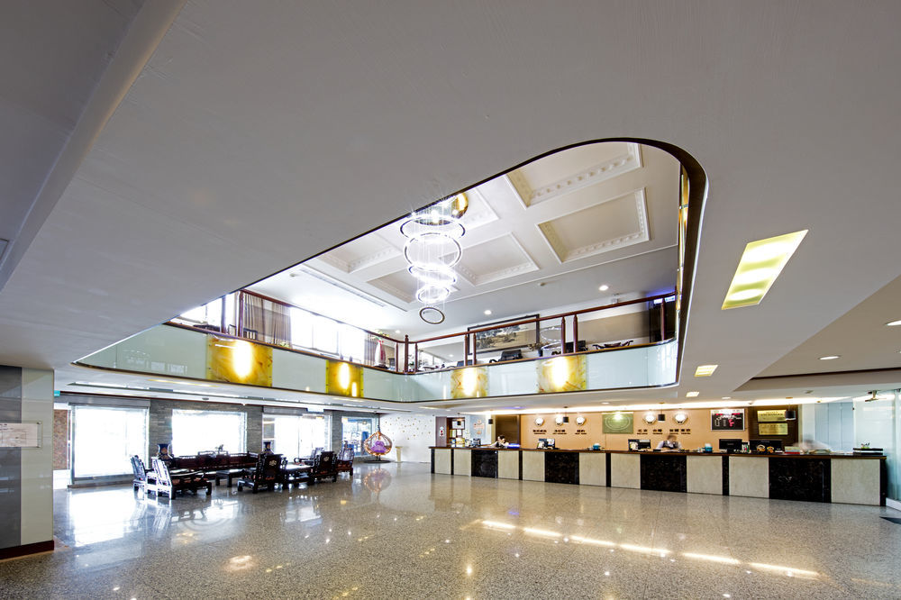 Ful Won Hotel Taichung Exterior foto