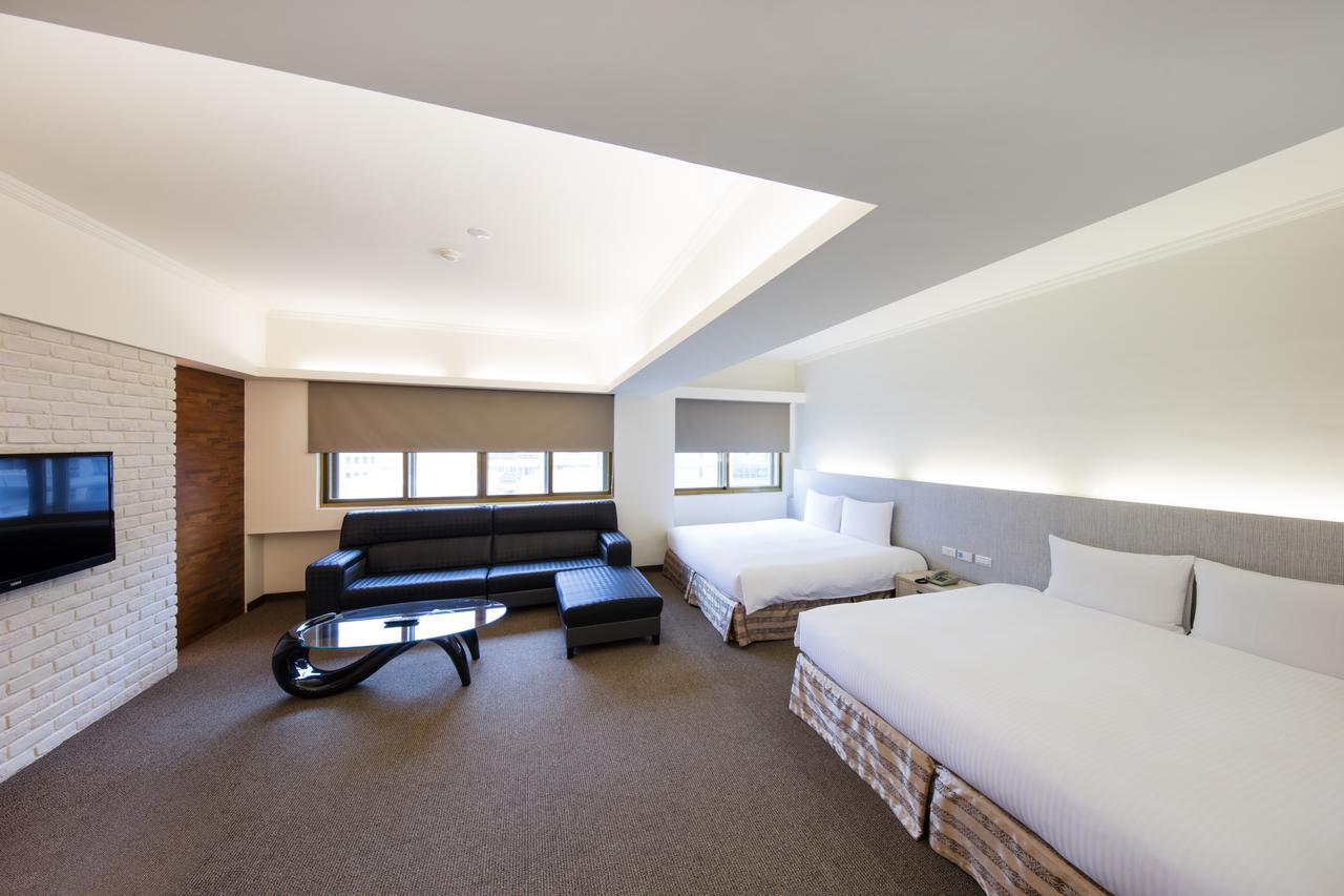 Ful Won Hotel Taichung Exterior foto